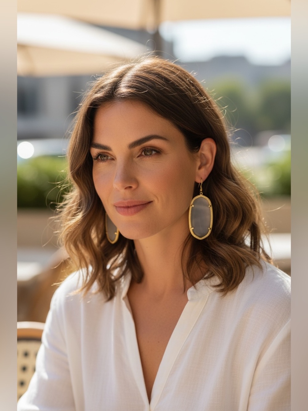 Kendra Scott Danielle Drop Earrings in Gray Glass with Gold Accents